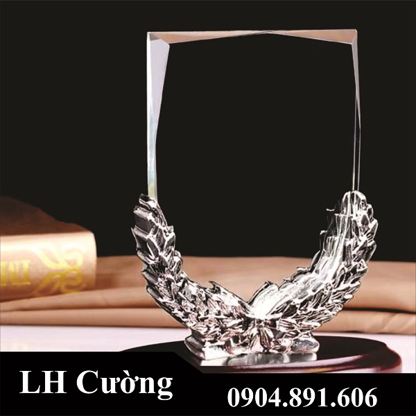 bieu-trung-pha-le-01