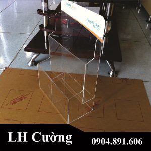 giá đựng tờ rơi a4 a5