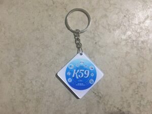 Móc khóa hình vuông cạnh 4cm