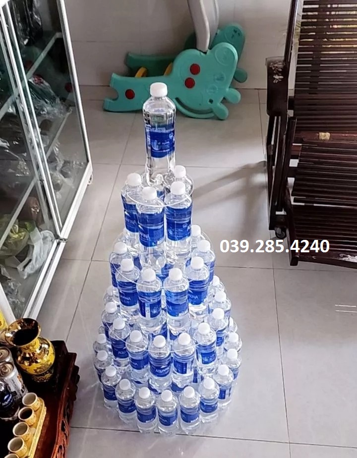 tháp bày nước hình tròn